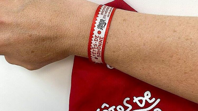 FÊTES DE BAYONNE – Les bracelets d’accès payant sont en vente